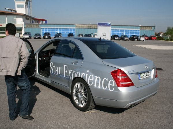 "ОЧАРОВАНИЕ БЕЗ КРАЙ" - ексклузивното роудшоу Mercedes-Benz Star Experience